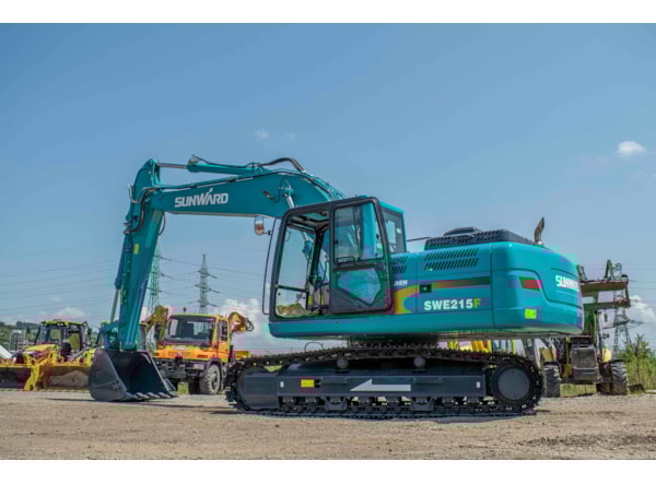Excavator senile SUNWARD SWE 215 F - Garantie 3 ani! de vanzare
